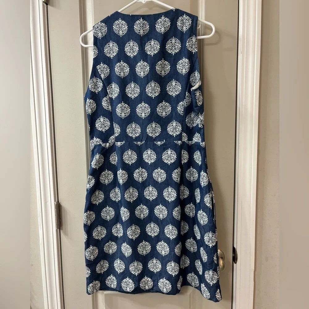 Simply Noelle Navy and Cream Lace Dress - Picture 3 of 5
